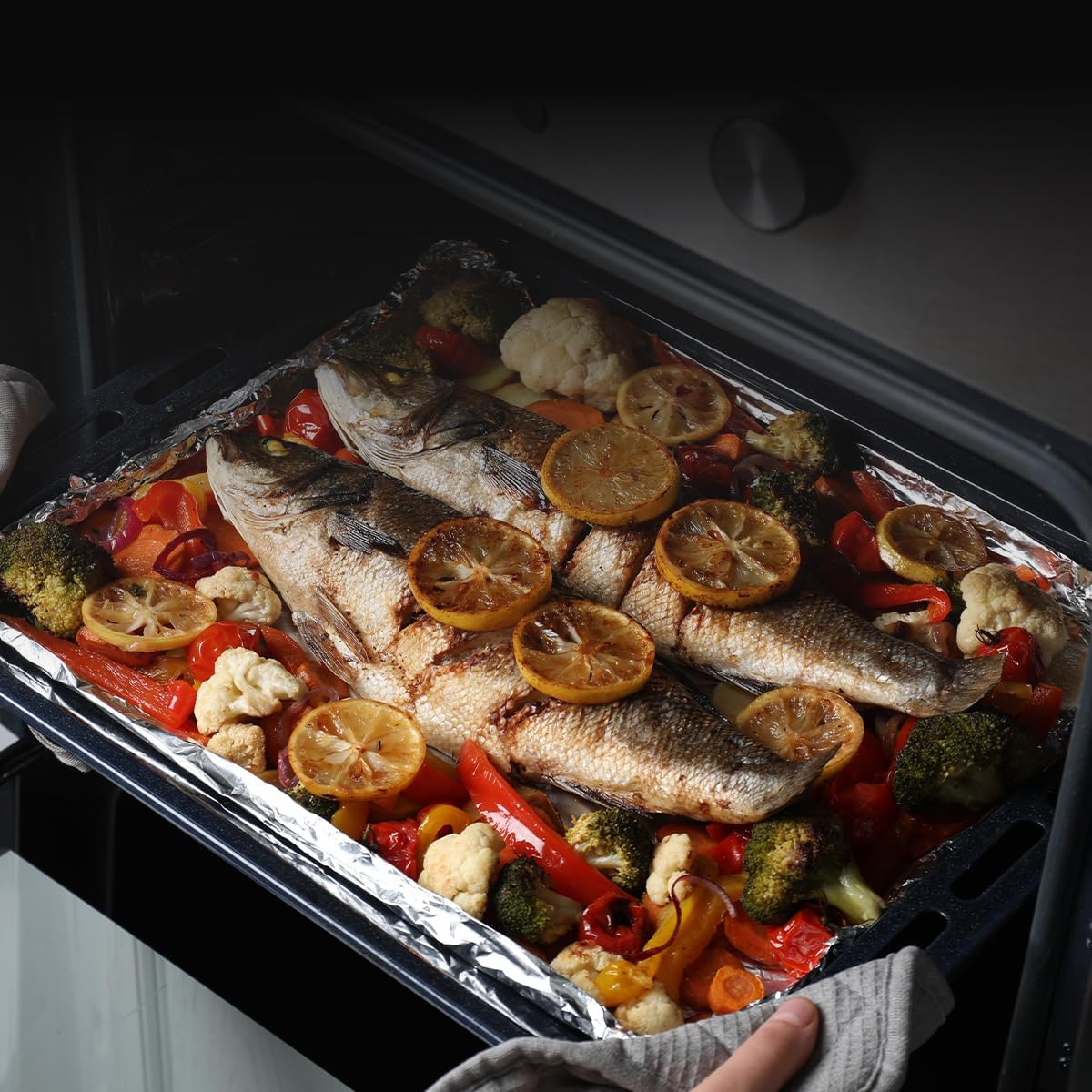 Cecotec Horno Integrable Multifunción 70L Bolero Hexa M226001 Line A. 2800W, 7 Funciones, Display, Steam Base XXL, Steam Assist, Steam EasyClean, Cooling Fan, Modo Eco, Modo Convección, Modo Grill