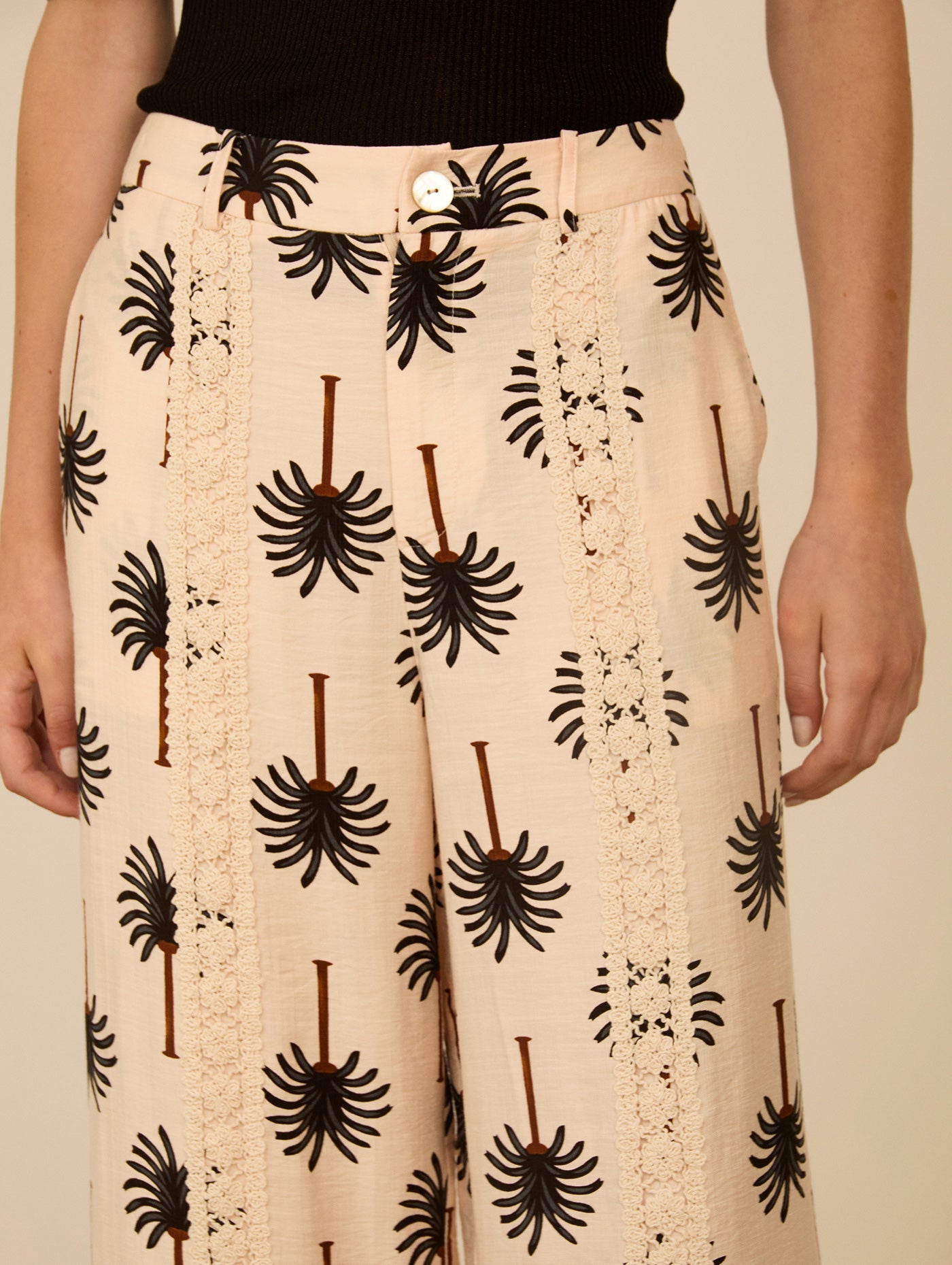 Pantalón Cropped Palmeras MEISIE